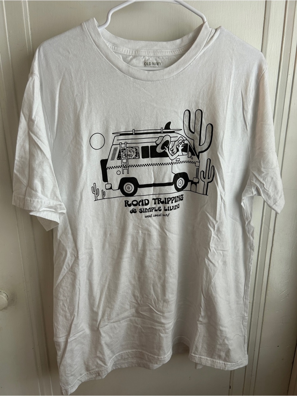 Old Navy White Graphic 'Road Tripping' Tee